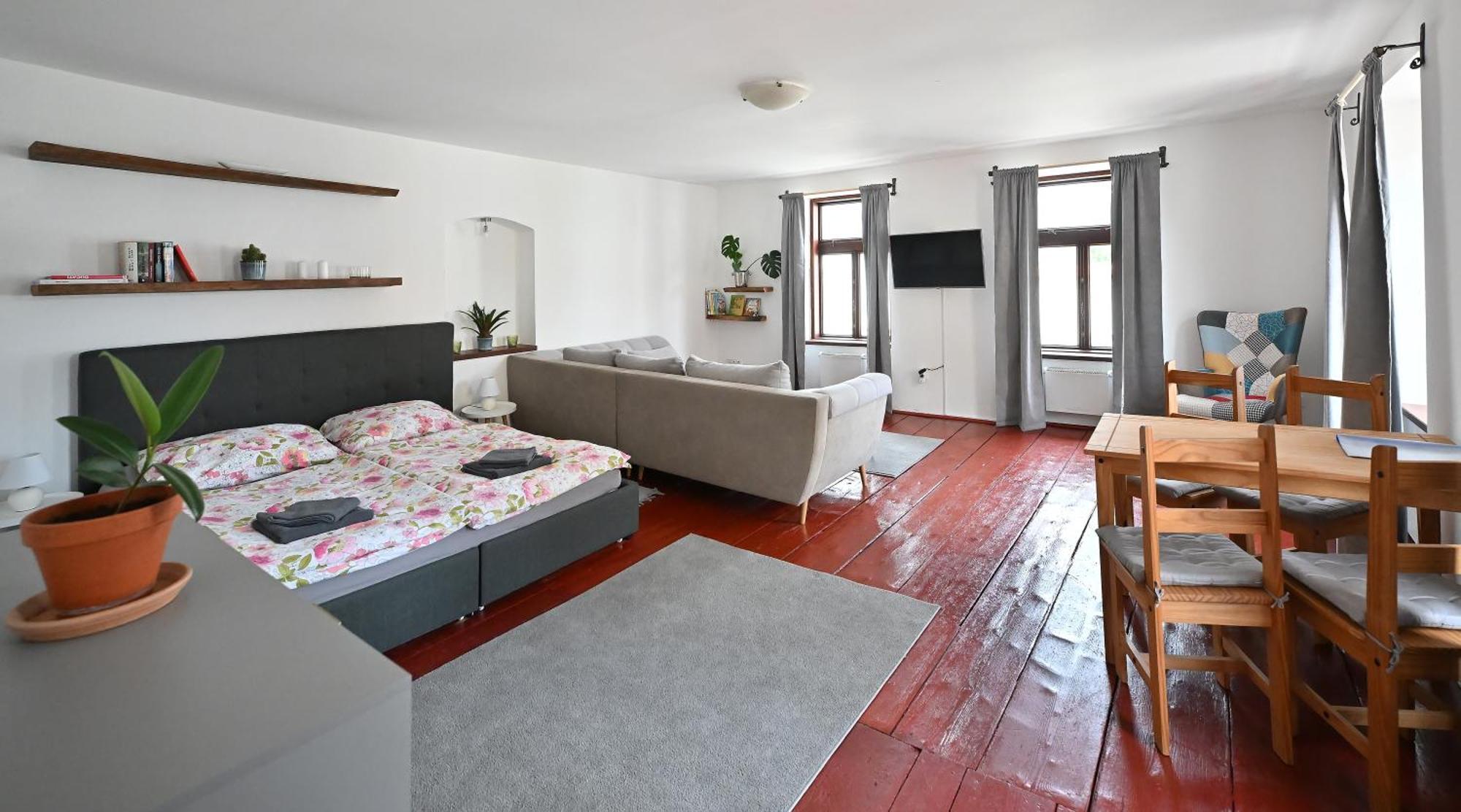 Apartman U Spinaru Třešť エクステリア 写真